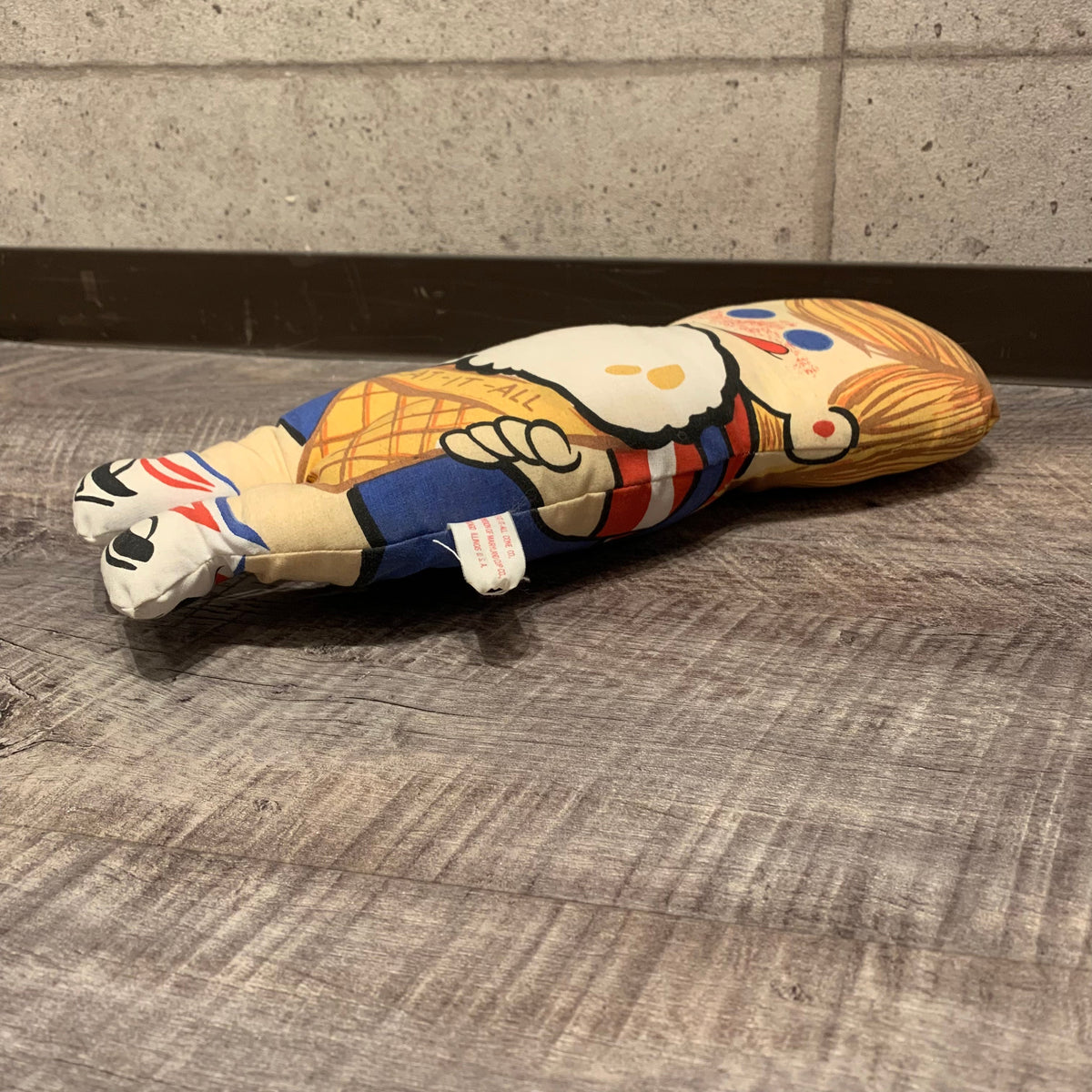 Eat-It-All Cone Kids Fresh Pillow Doll コーンキッズ