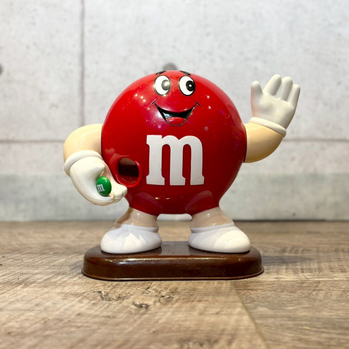 ディスペンサー 【M&M'S（エムアンドエムズ）】レッド アメトイ