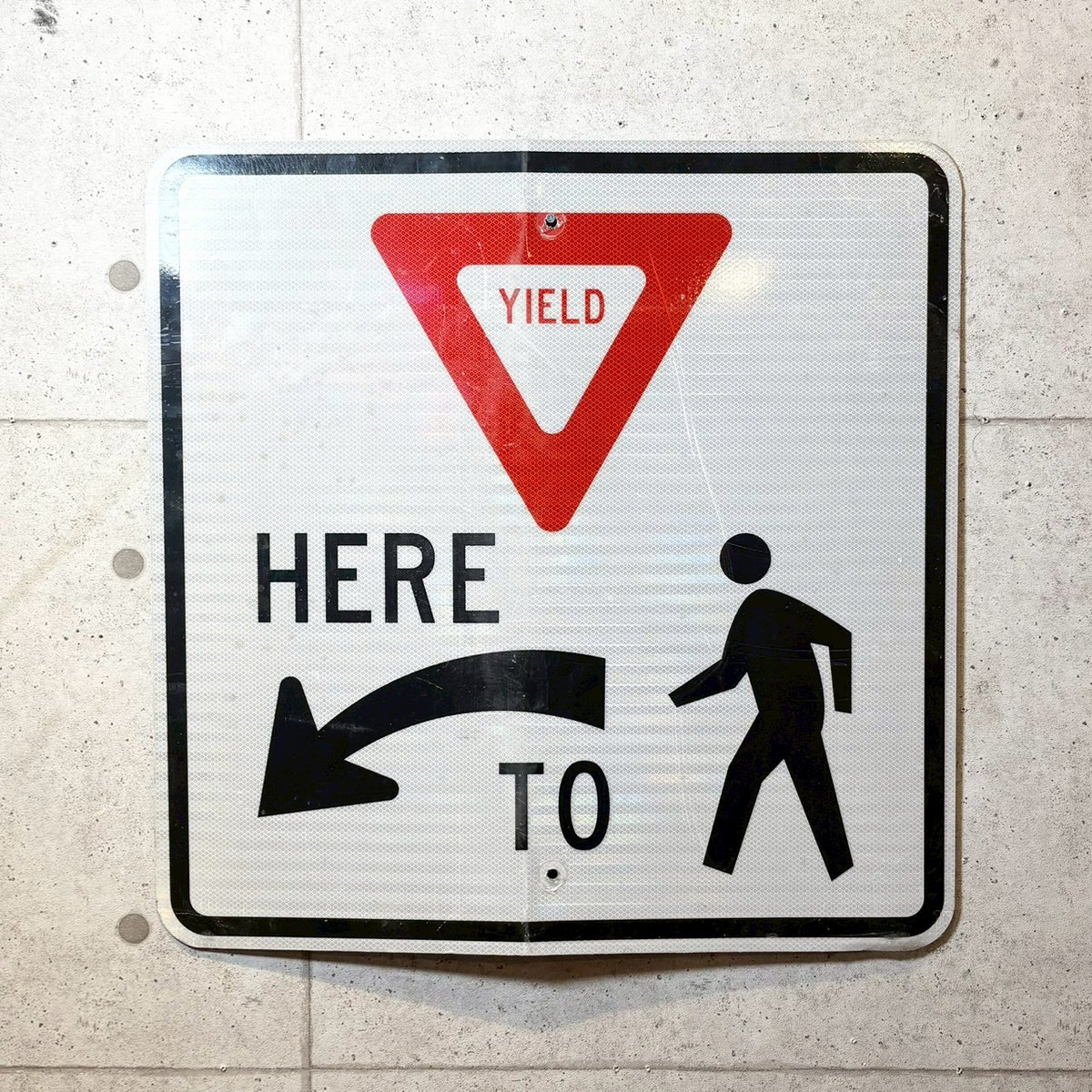 道路標識 【YIELD（道を譲る）】 ロードサイン ヴィンテージ看板