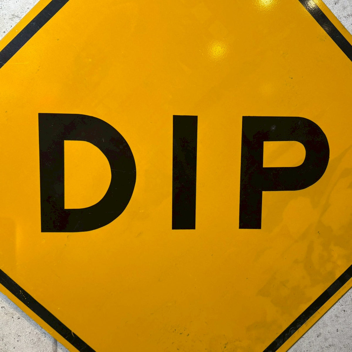 道路標識 【DIP（道路の凹み）】 ロードサイン ヴィンテージ看板
