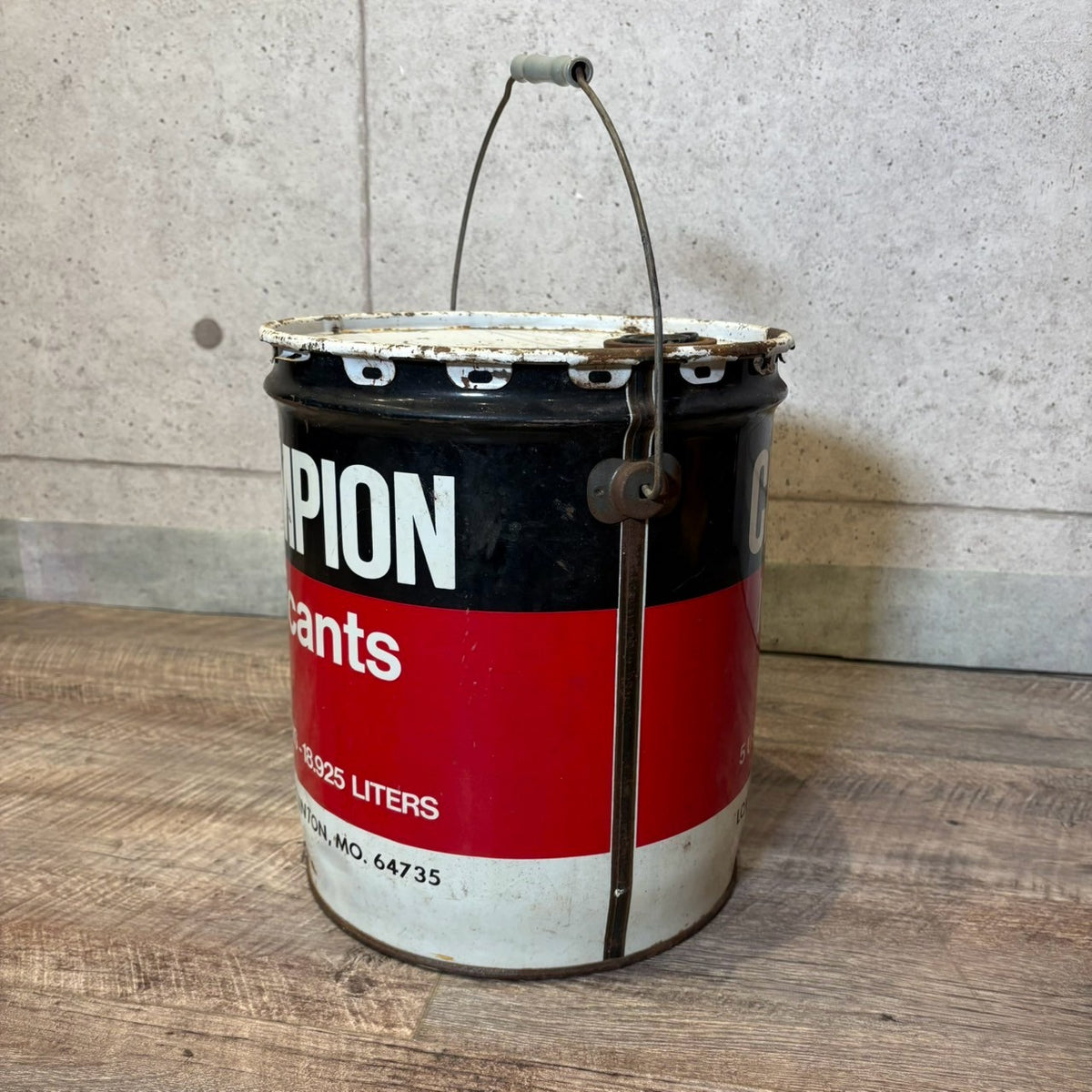 オイル缶 【CHAMPION】 ヴィンテージバケツ ガレージアイテム 5ガンロ