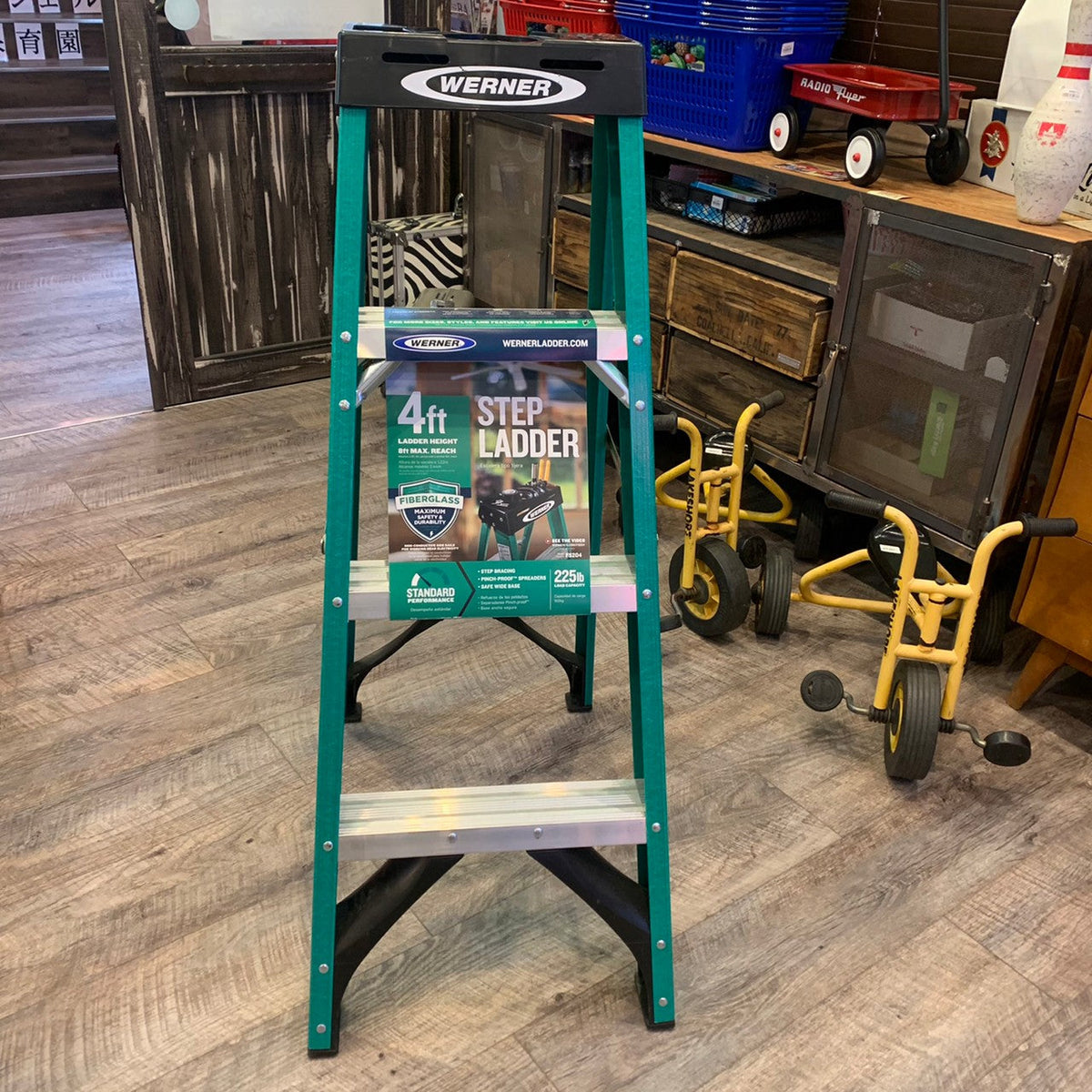 アメリカン 4ステップラダー 【WERNER】ファイバーグラス 片面タイプ