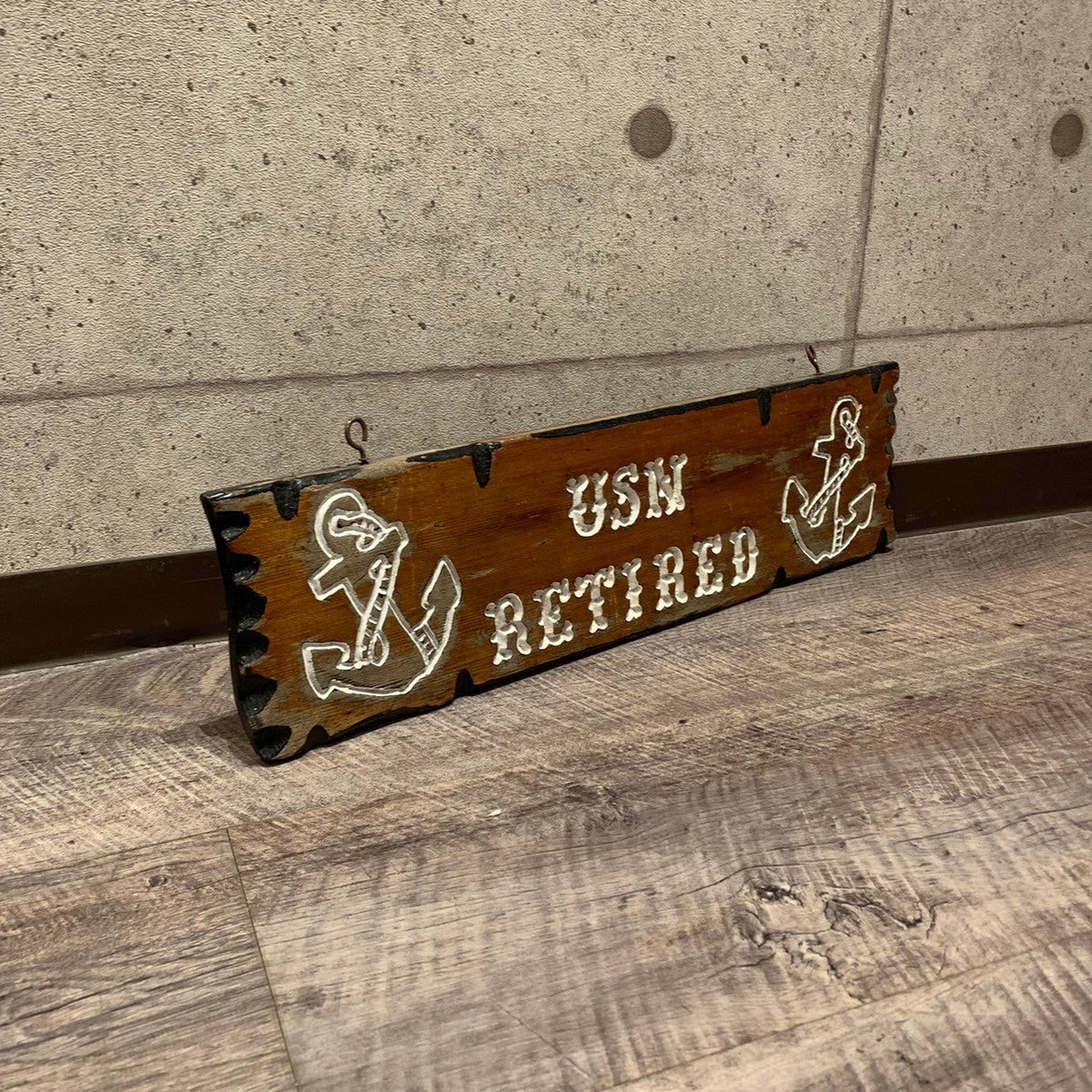 ウッドサイン 米国海軍 USN アメリカ海軍 Retired 木製 看板