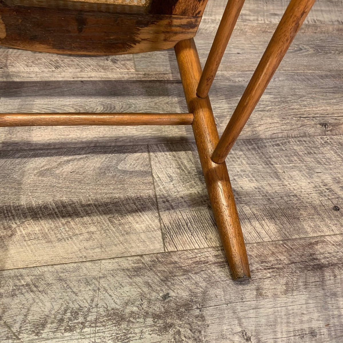 ダイニングチェア アンティーク調 木製椅子 アーリーアメリカン