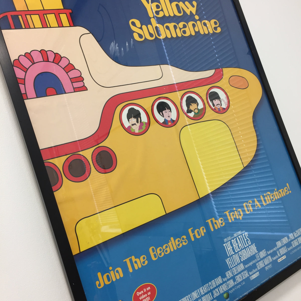 品番5894　The Beatles　ビートルズ 　表面『Yellow Submarine イエロー・サブマリン』 裏面 931ジャックFM