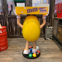 品番0012 m&m's ディスプレイ イエロー千葉店