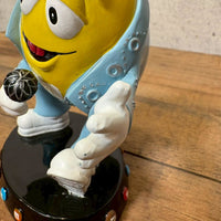 陶器フィギュア　【M&M's Sweet On Elvis collection】イエロー　エルビスプレスリー　陶器製　シリアルナンバー入り　ヴィンテージ