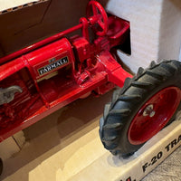 Farmall F-20 トラクター　【ERTL（アートル）】 ミニチュアモデル　レトロ農機　レッド　オブジェ　ミニカー　ヴィンテージ