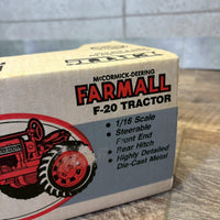 Farmall F-20 トラクター　【ERTL（アートル）】 ミニチュアモデル　レトロ農機　レッド　オブジェ　ミニカー　ヴィンテージ