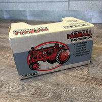 Farmall F-20 トラクター　【ERTL（アートル）】 ミニチュアモデル　レトロ農機　レッド　オブジェ　ミニカー　ヴィンテージ