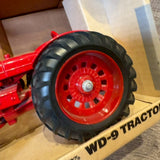 McCormick WD-9トラクター　【ERTL（アートル）】 ミニチュアモデル　レトロ農機　オブジェ　ミニカー　ヴィンテージ