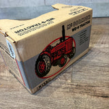 McCormick WD-9トラクター　【ERTL（アートル）】 ミニチュアモデル　レトロ農機　オブジェ　ミニカー　ヴィンテージ