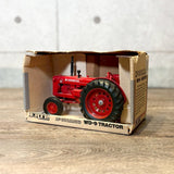 McCormick WD-9トラクター　【ERTL（アートル）】 ミニチュアモデル　レトロ農機　オブジェ　ミニカー　ヴィンテージ