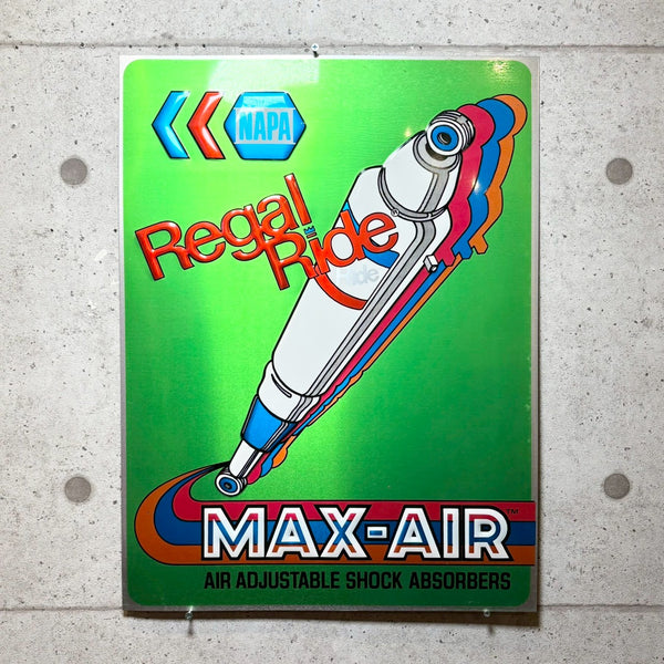 アルミ看板　【NAPA　「Regal Ride MAXAIR」】　エンボス看板