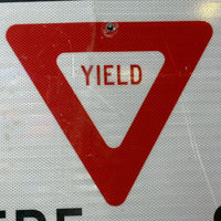 道路標識 【YIELD（道を譲る）】 ロードサイン ヴィンテージ看板