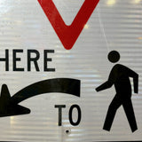 道路標識　【YIELD（道を譲る）】　ロードサイン　ヴィンテージ看板