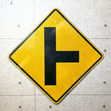 道路標識　【T字路（T-INTERSECTION）】　ロードサイン　ヴィンテージ看板