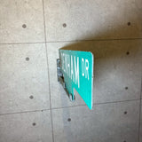 道路看板　【DENHAM DR】　ロードサイン　実物標識