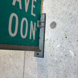 道路看板【De Lacey AVE OON】　ロードサイン　実物標識