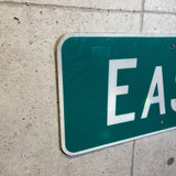 道路看板　【EAST】　ロードサイン　実物標識　中