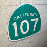 道路標識　【CALIFORNIA　107】　ロードサイン　ヴィンテージ看板