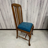 木製チェア　クッション付き　ヴィンテージチェア