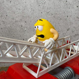ディスペンサー 【M&M's（エムアンドエムズ）】 Fire Truck（ファイヤートラック） 消防車デザイン