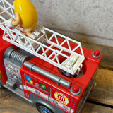ディスペンサー 【M&M's（エムアンドエムズ）】 Fire Truck（ファイヤートラック） 消防車デザイン