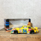 ダイキャストカー 【M&M's（エムアンドエムズ）】 NASCAR #36 レーシングカー Hot Wheels Racing 2002年モデル 箱付き