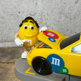 ディスペンサー 【M&M's（エムアンドエムズ）】 Under the Hood（アンダー・ザ・フッド） NASCAR レーシングカー キャンディディスペンサー