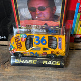 ダイキャストミニカー【M&M's(エムアンドエムズ)】Racing Champions Chase the Race Collector's Series #36 1/64 NASCAR ヴィンテージ