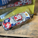 ダイキャストミニカー【M&M's(エムアンドエムズ)】Winner's Circle #38 Elliott Sadler 1/64 NASCAR Independence Day仕様