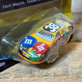 ダイキャストミニカー【M&M's（エムアンドエムズ）】Winner's Circle NASCAR Elliott Sadler #38 Fort Worth Win 2004 Raced Version 1/64 ヴィンテージ