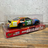 ダイキャストカー【M&M's（エムアンドエムズ）】David Gilliland NASCAR #38 Winner's Circle 1/24スケール ヴィンテージ