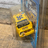 ダイキャストミニカー【M&M's（エムアンドエムズ）】Ken Schrader #36 2000 Pontiac 1/64 世界22,728台限定 Action Collectibles NASCAR