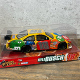 ダイキャストカー【M&M's（エムアンドエムズ）】Winner's Circle NASCAR Kyle Busch #18 1/24 ヴィンテージ