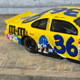 ダイキャストカー【M&M's（エムアンドエムズ）】Ernie Irvan #36 Millennium Countdown NASCAR 1/24 ダイキャスト Action Racing ヴィンテージ