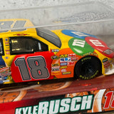 ダイキャストカー【M&M's（エムアンドエムズ）】Winner's Circle NASCAR Kyle Busch #18 1/24 ヴィンテージ