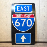 道路看板　【Interstate 670】　ヴィンテージロードサイン　案内看板