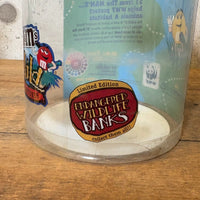 貯金箱【M&M’s（エムアンドエムズ）】Wild Adventures Endangered Wildlife Coin Bank「Bird of Paradise」 ヴィンテージ