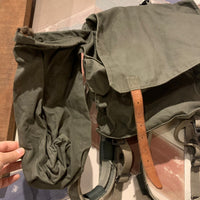 品番0541 ミリタリーショルダーバッグ U.S.ARMY　ミリタリーバッグ　ミリタリーグッズ　米軍放出品　ヴィンテージ 千葉店