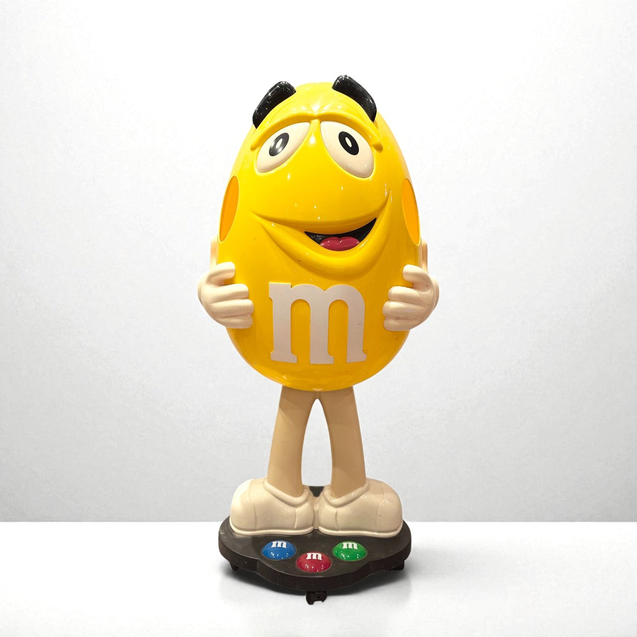 ストアディスプレイ 【M&M'S（エムアンドエムズ）】イエロー