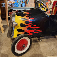 ペダルカー　【 Black Flamed Hot Rod Pedal Car】