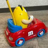 ラジコンカー　【M&M's】　ディスペンサー　イエロー（動作不可）
