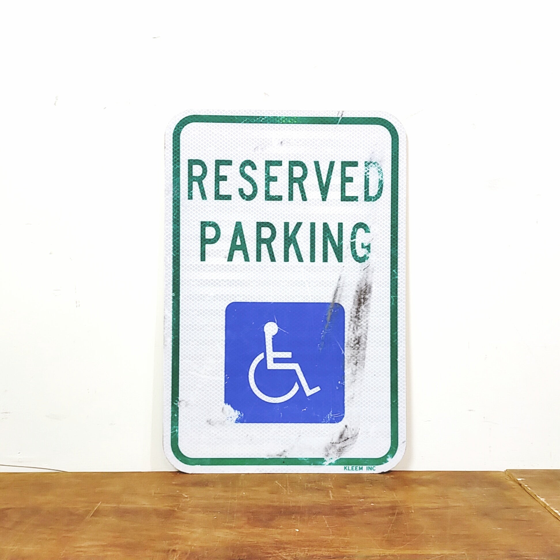 アメリカ　ヴィンテージ サイン Amazon.co.jp: 【USA アメリカン デザイン】EXIT 出口 車庫 店舗