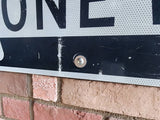 品番0725　ロードサイン　ONE WAY　左方向矢印　31×91cm　トラフィックサイン　看板　標識　ヴィンテージ　千葉店