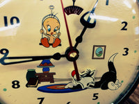 品番1188　置き時計　Looney Tunes　ルーニー・ テューンズ　トゥイーティー　シルベスター　千葉店
