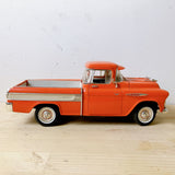 品番0448-2　1/18スケール　1957 CHEVROLET PICKUP　シボレー ピックアップ　ダイキャストカー　ミニカー　ヴィンテージ　千葉店