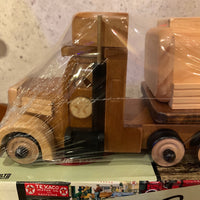 品番4972　Texaco Wood Tractor Trailer Oil Tanker / テキサコ ウッド トラクター オイルタンカー　千葉店