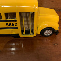 品番4767　K-LINE KRUISERS SCHOOL BUS TOY CAR / スクールバス ミニカー ヴィンテージ　千葉店